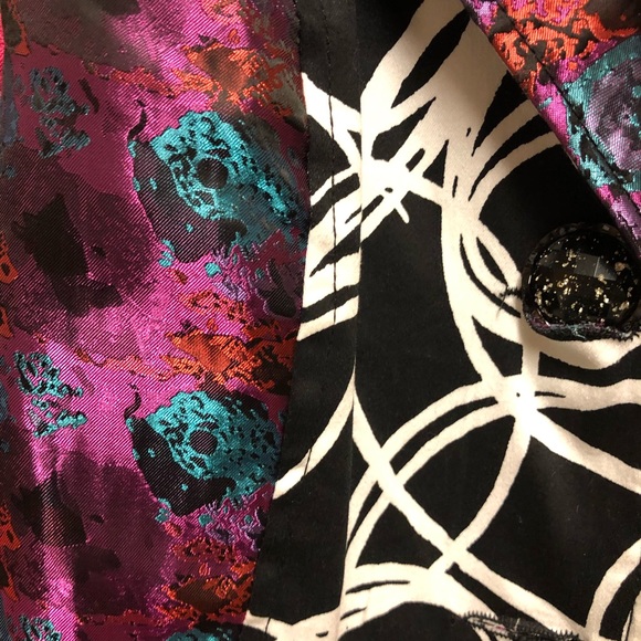 Ladies jacket - Picture 4 of 10